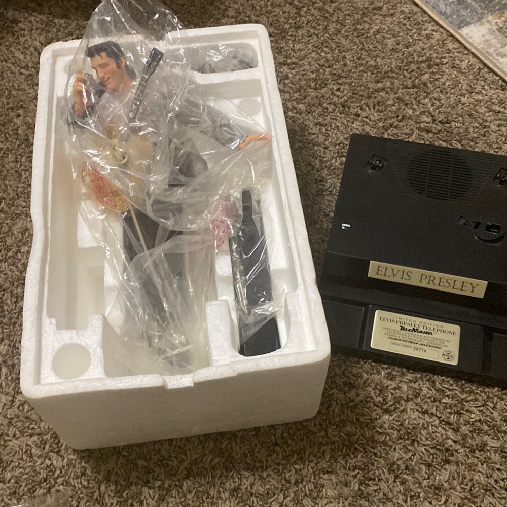 It’s in great condition i buy storages and I found this beauty It works well.